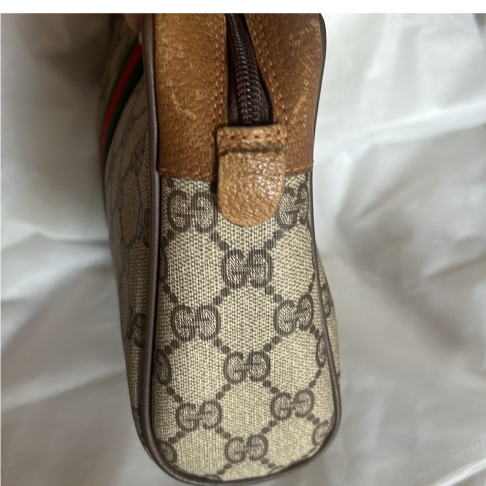 Authentic Gucci Pouch - image 4